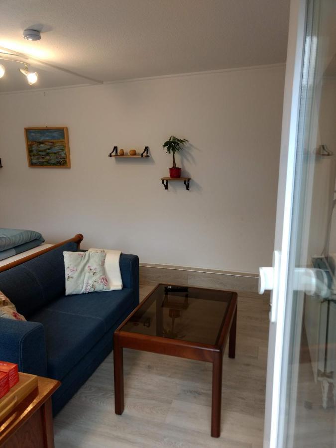 Lejlighed Ruhiges, Gemuetliches Zimmer Mit Bad Fuer 2 Personen, Mit Gartenterasse Lübeck